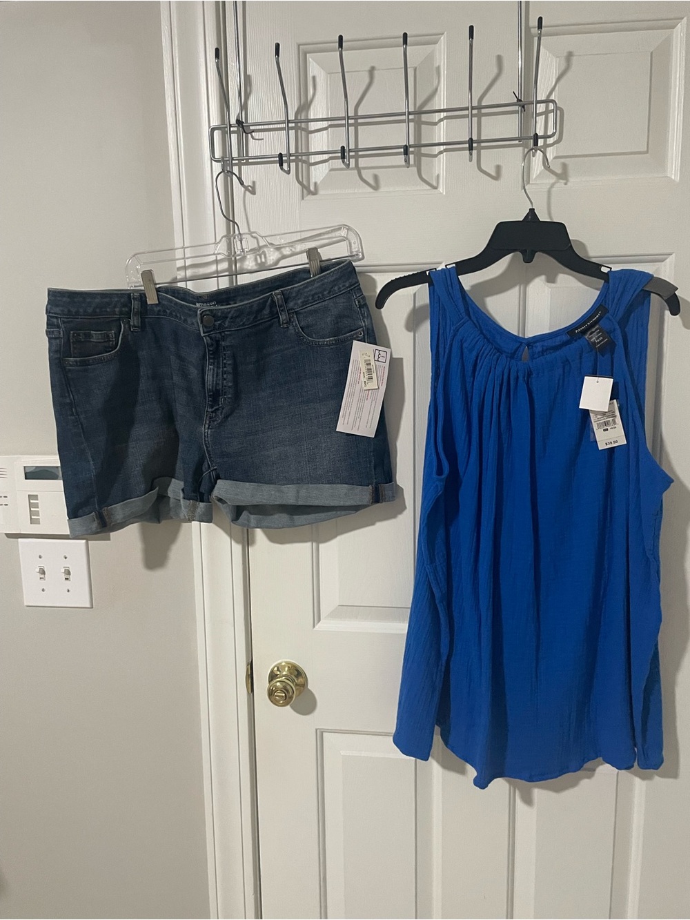 Bright Blue Sleeveless Blouse 18/20 Ashley Stewart sz18 nwt Jean shorts